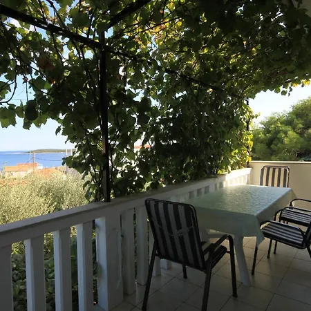 By The Sea Rukavac, Vis - 2411 Apartment