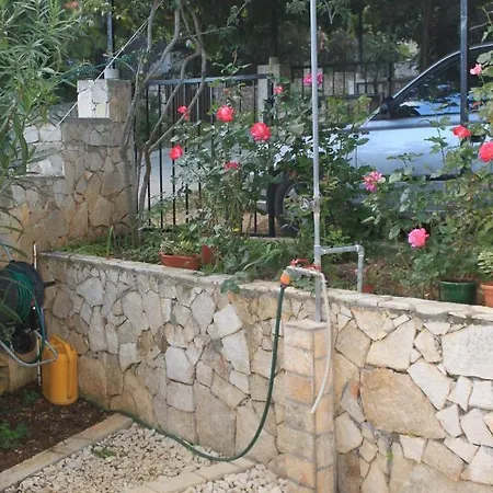 By The Sea Rukavac, Vis - 2411 *