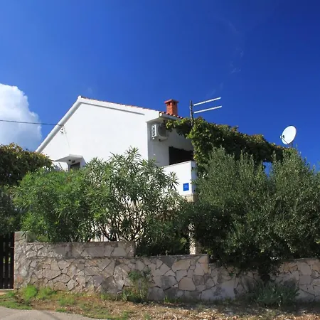 By The Sea Rukavac, Vis - 2411 *